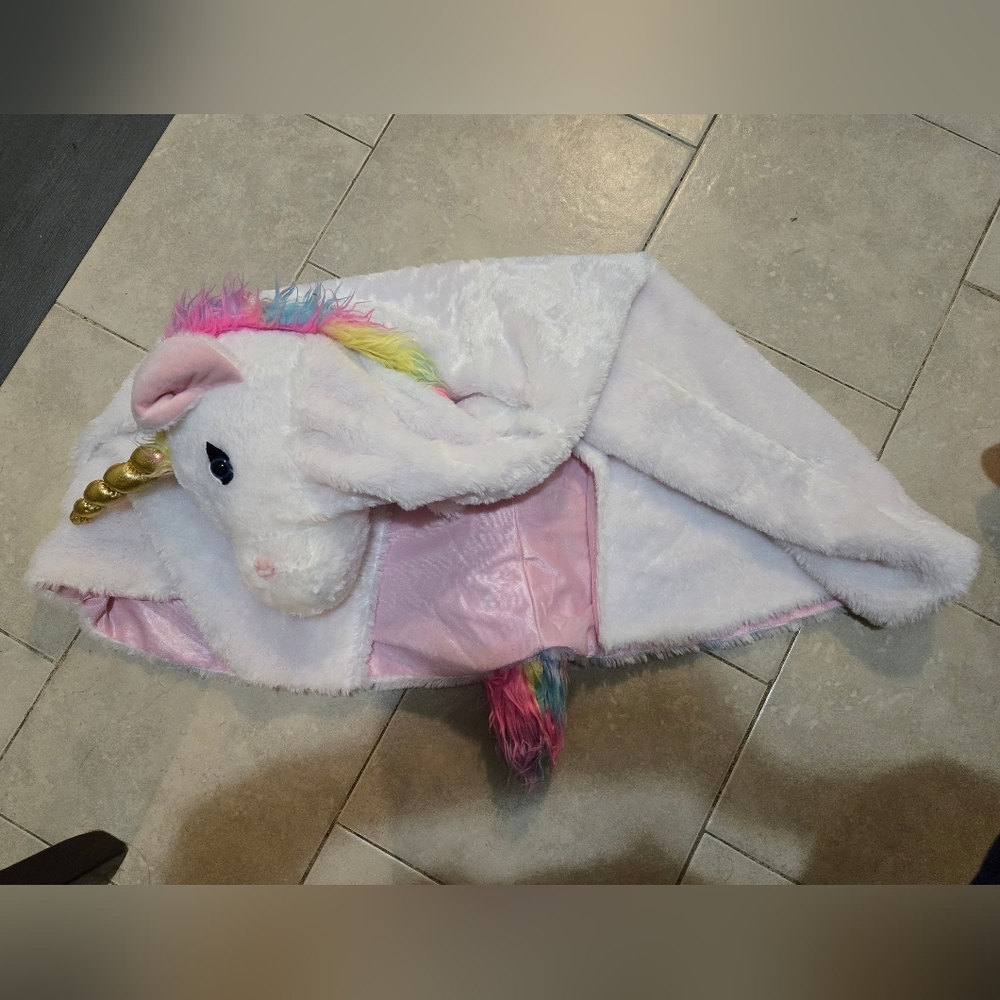 Unicorn hooded wearable blanket